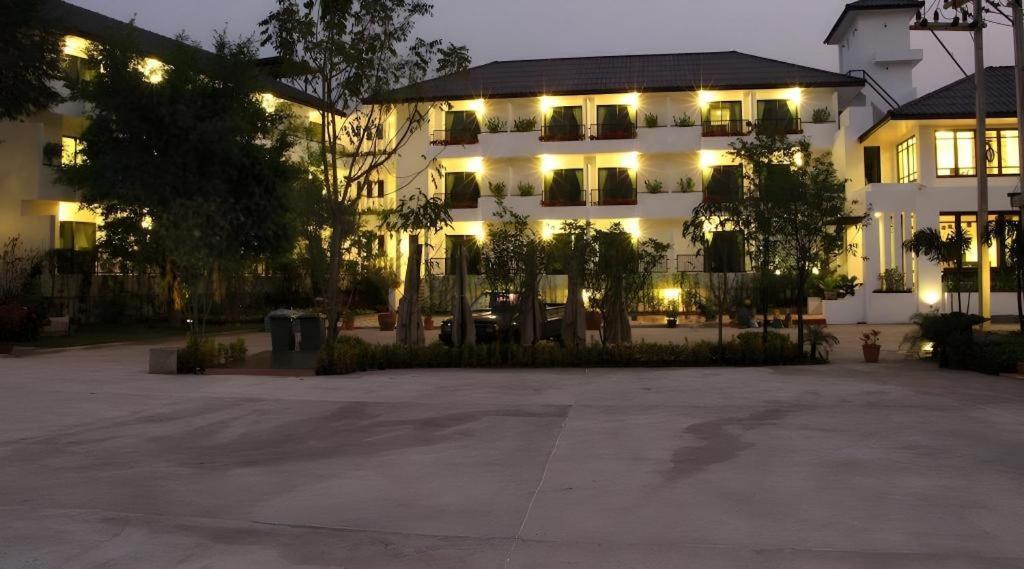 Baan Nan Hotel Экстерьер фото
